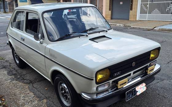FIAT 147 1.3 GLS 8V GASOLINA 2P MANUAL FIAT 147 1.3 GLS 8V GASOLINA 2P MANUAL